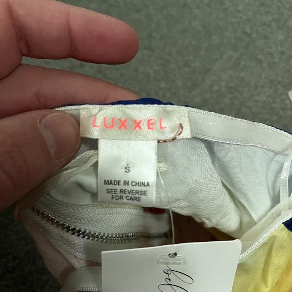 Luxxel: NWT Multicolored necktie crop top - Picture 5 of 5